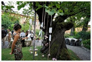 541249_287348851380886_310824829_n